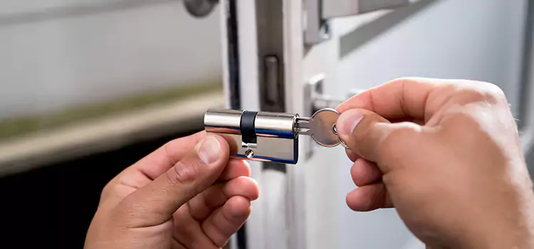 Emergency Locksmith for House University Place